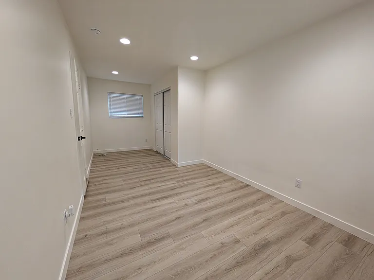 200 E Phillips St #202 — Photo 9