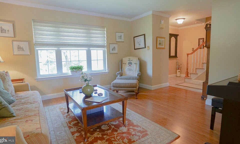 3306 E Hayes Rd, East Norriton, PA 19403 Zillow