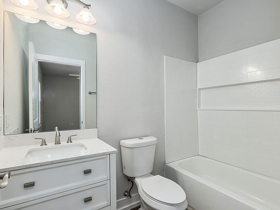2nd image of 1395 NW 6th Ave Unit A