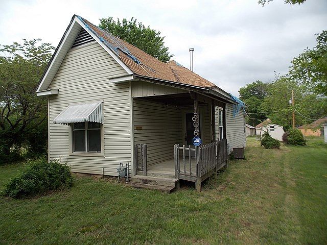 1st image of 1806 N Smelter St
