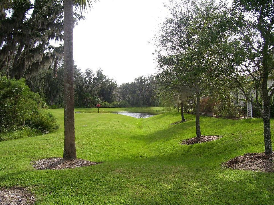 Private parklike setting is wonderful!
