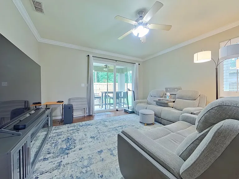 858 Solimar Way — Photo 3