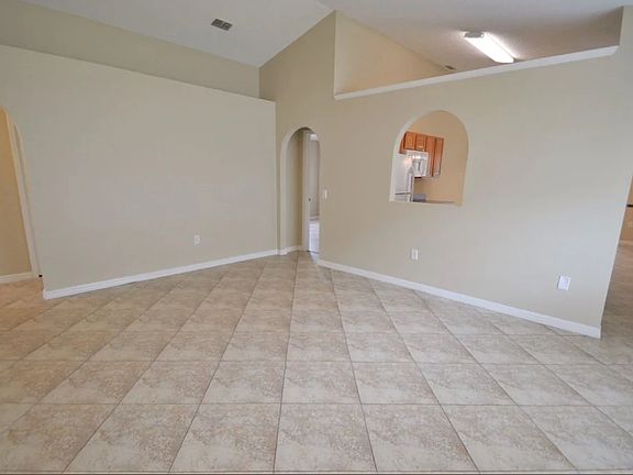 3rd image of 7644 Harbor Bend Cir