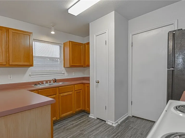3109 Rampart Loop — Photo 6