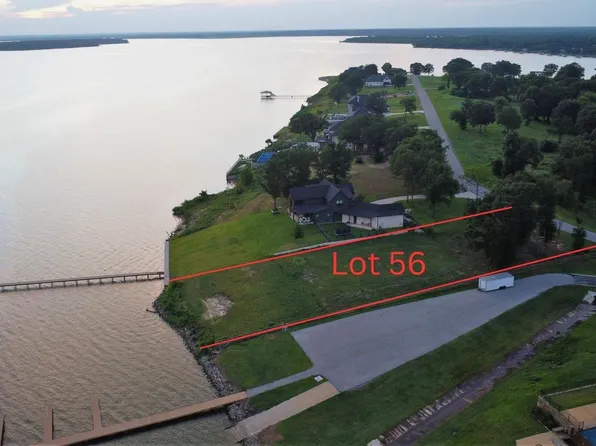 1582 W Shoreline Dr, Kemp, TX 75143