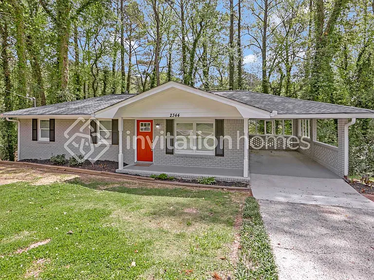2344 Omaha Rd SW — Photo 1