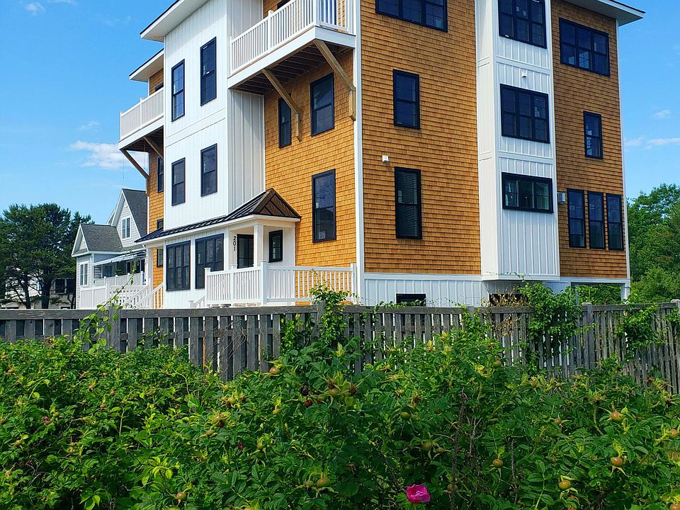 1st image of 188 E Grand Avenue #1