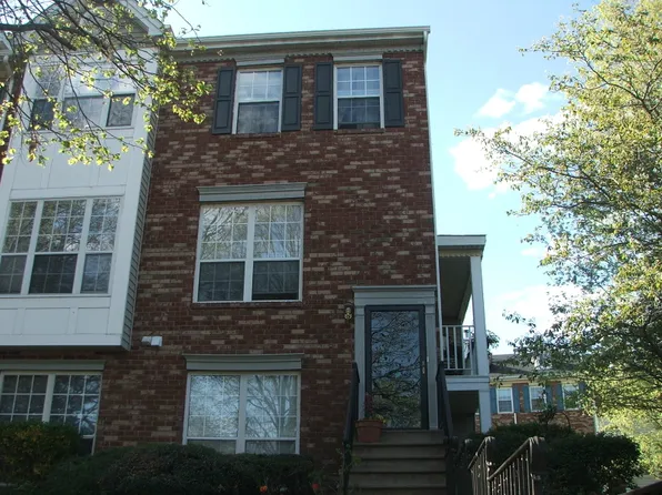 200 Sapphire Ln #5717, Franklin Park, NJ 08823