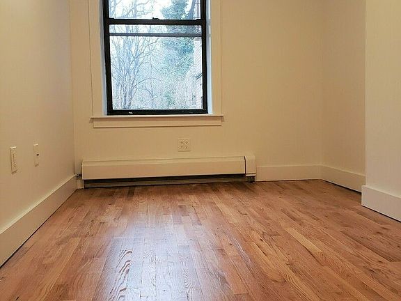 3rd image of 391 Convent Ave #1A