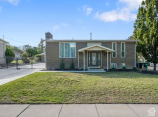 1600 E Tree View Dr, Salt Lake City, UT 84124