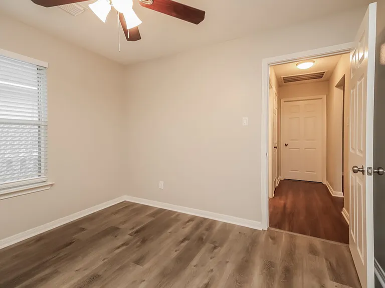 5016 Asia Ln — Photo 14
