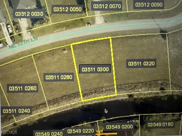 2230 NE 13th Ln, Cape Coral, FL 33909