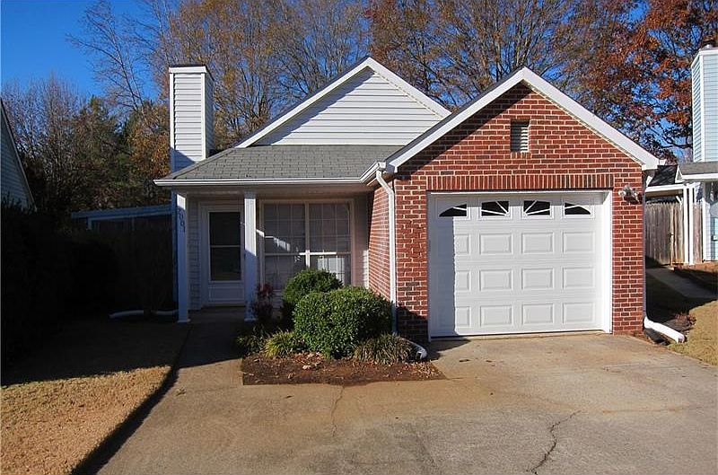 1st image of 2001 Brittania Cir