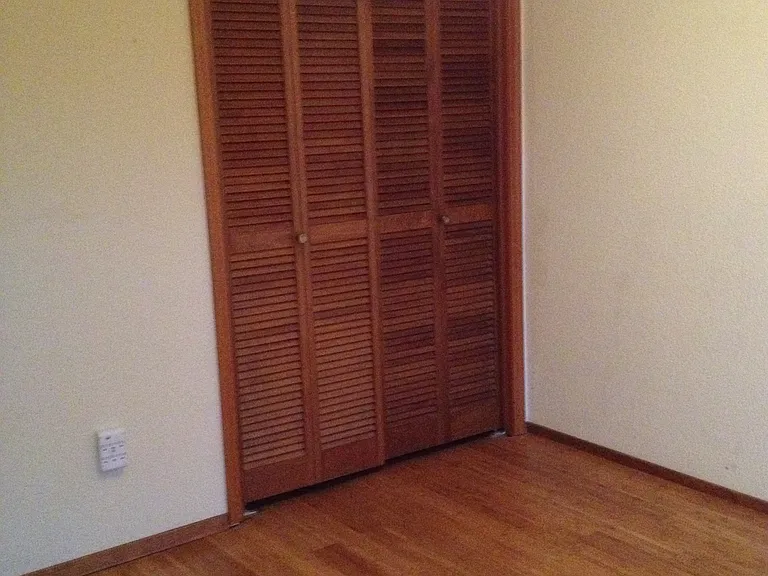 51 W Hersey St — Photo 3