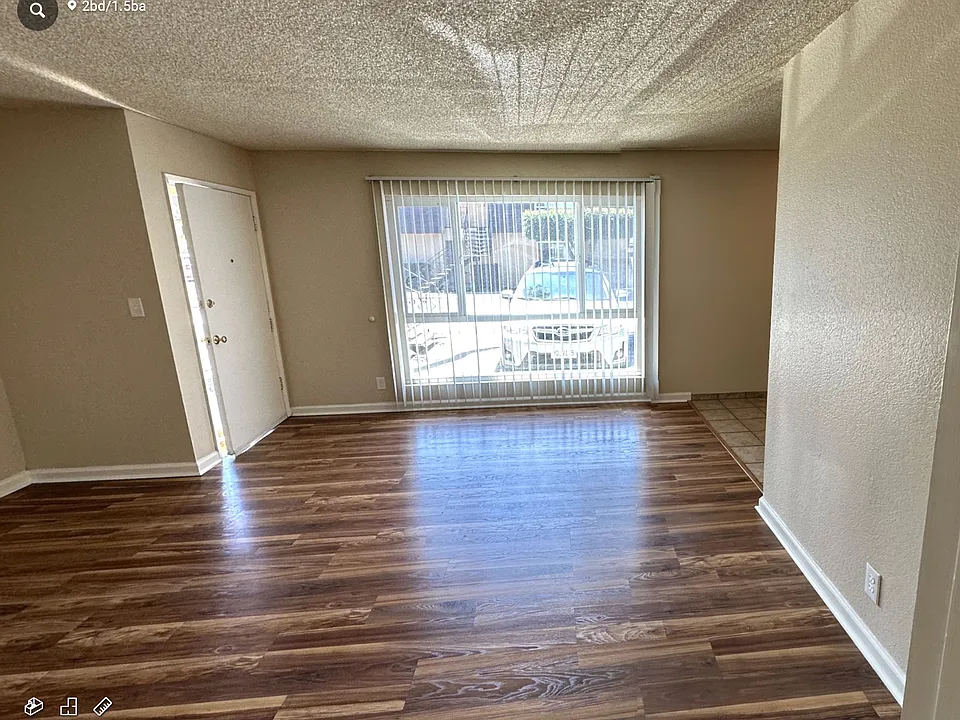 1901 Henry St #1