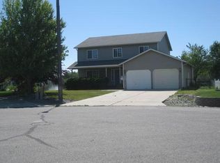 9080 N Blossom Dr, Hayden Lake, ID 83835