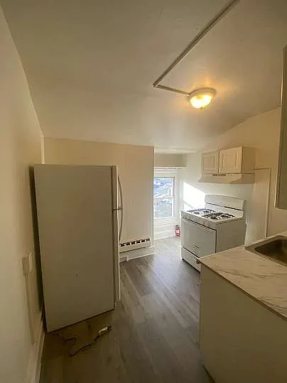 427 N 5th St #3 — Photo 5