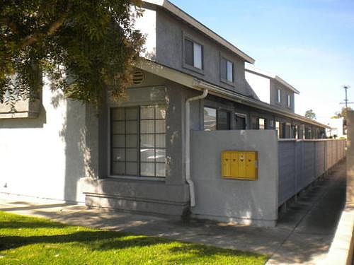 1st image of 13765 Cedar St APT 3