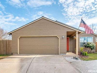 989 Sagrada Cir N, Keizer, OR, 97303
