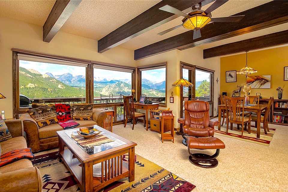 2nd image of 1426 Saint Moritz Trl #2