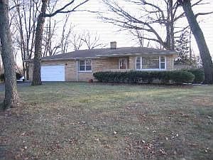 1st image of 22 Oakwood Dr