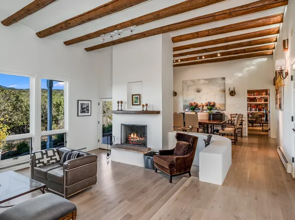 787 Paseo Cresta, Santa Fe, NM 87501