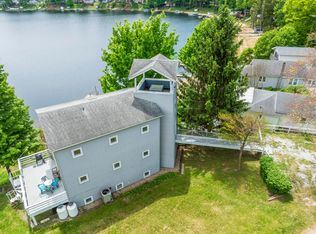 15657 Lakeview Dr, Buchanan, MI 49107