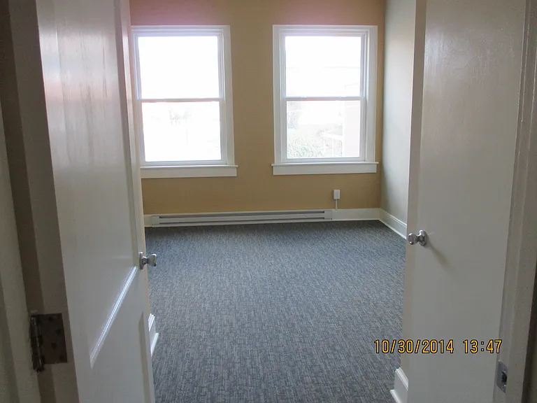 204 Main St — Photo 6