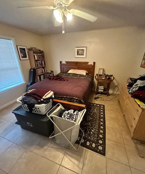 1802 Laura Ln — Photo 6