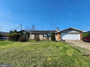 5504 Big Tyler Rd, Charleston, WV 25313