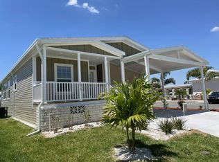 589 Johnathans Cay, Vero Beach, FL 32966