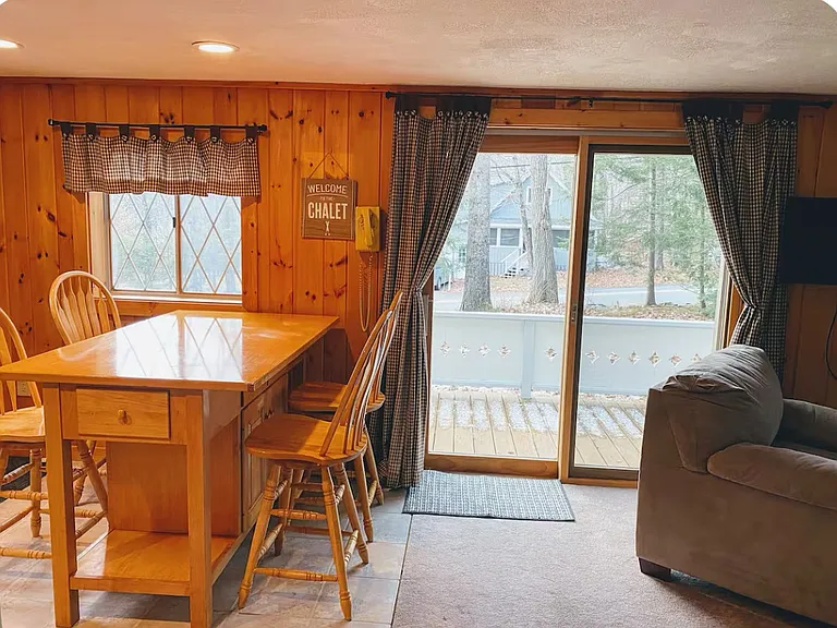 91 Paradise Dr — Photo 3