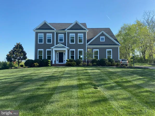 916 Queenscliff Ct, Purcellville, VA 20132