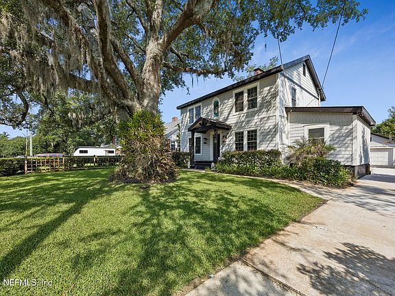 5th image of 2564 PINERIDGE Road