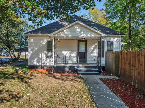 13903 Railroad St, Perry, KS 66073