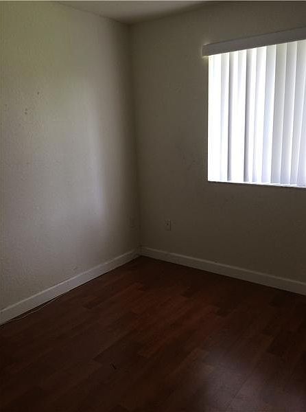 1st image of 1167 SE 23rd Ave