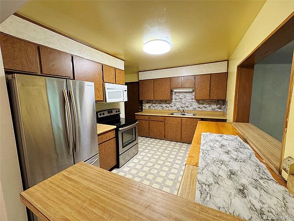 5th image of 2081 S Lowell Boulevard