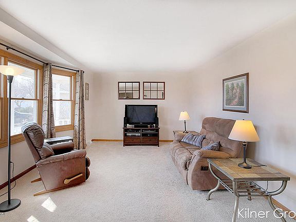 4th image of 3084 Summercrest Ct