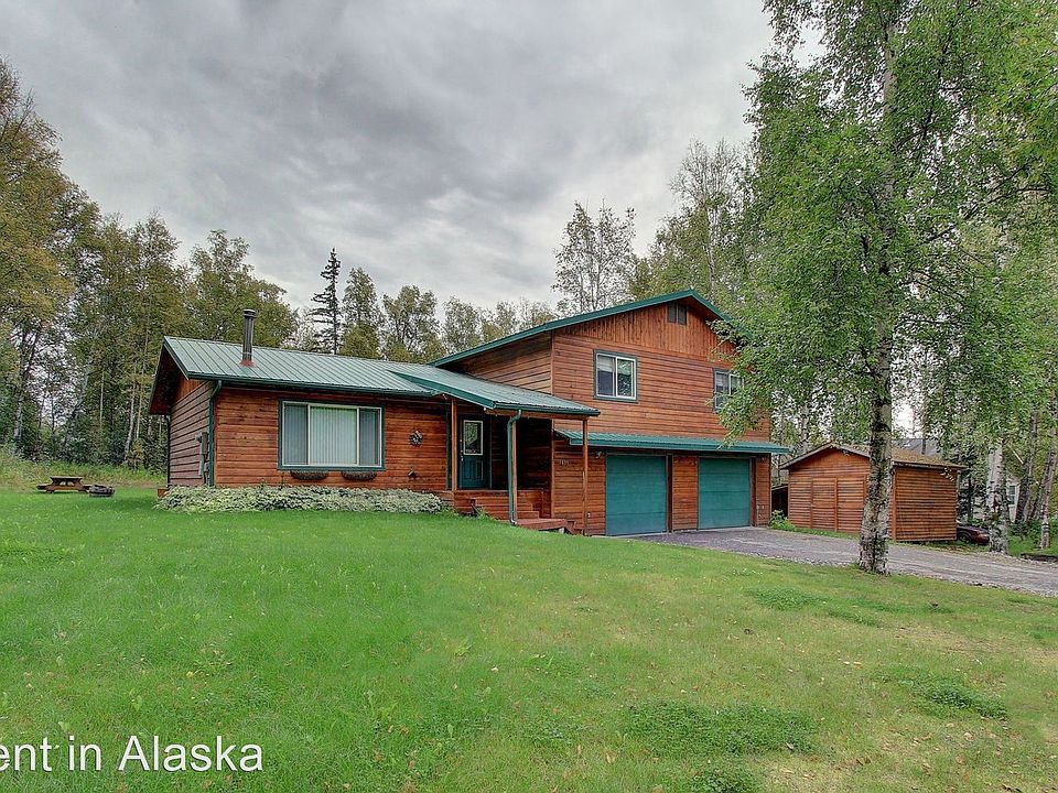 1st image of 1633 N Trail Cir