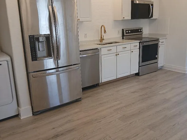 603 E Grayson St #1 — Photo 5