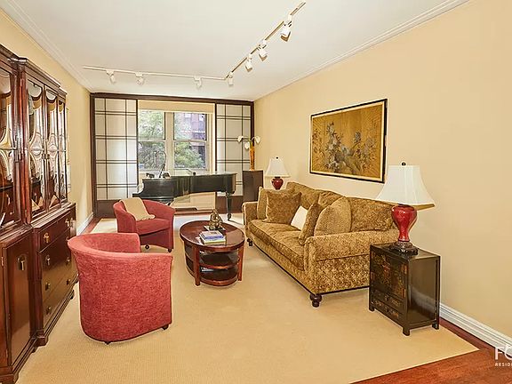 2nd image of 161 E 91st St #3EFG
