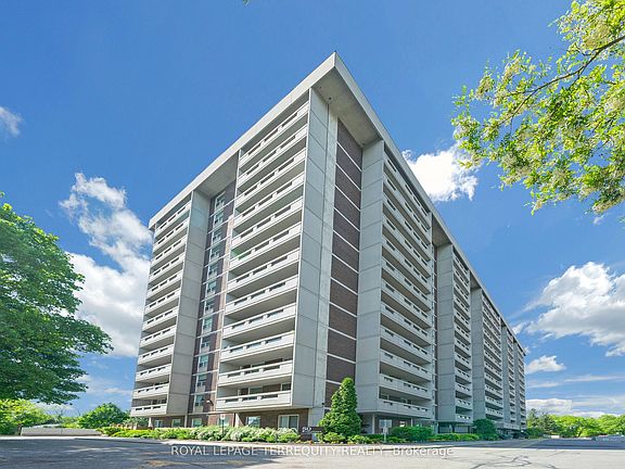 2nd image of 50 Inverlochy Blvd #804