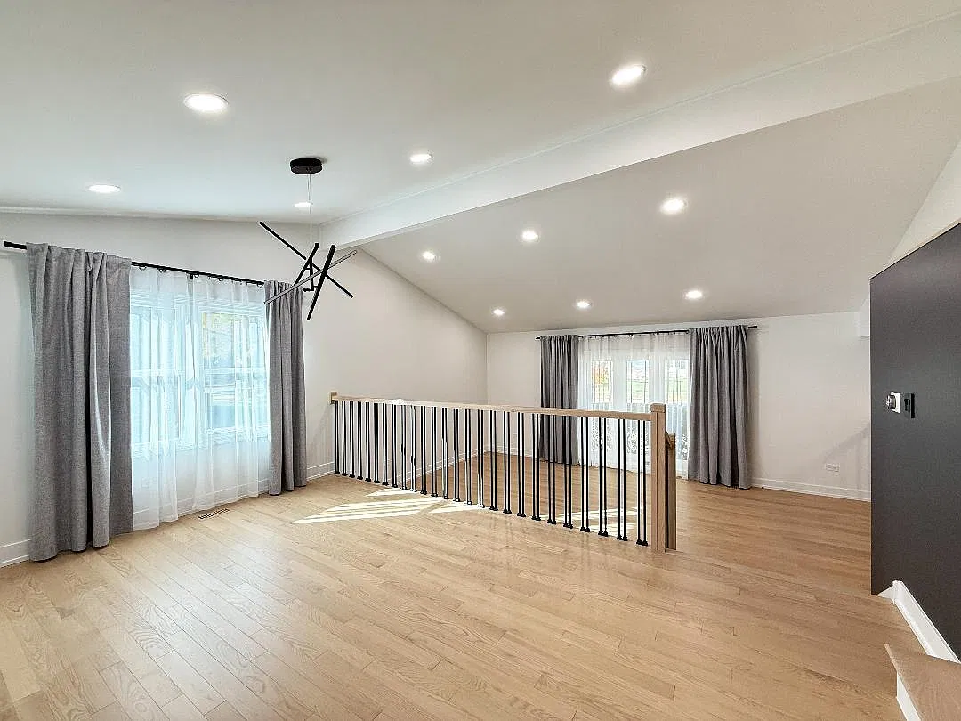 4 bed, 2000 sqft, $3,900 — Photo 4
