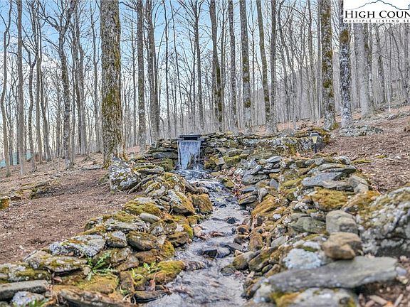 5th image of 632 Big Tree Road