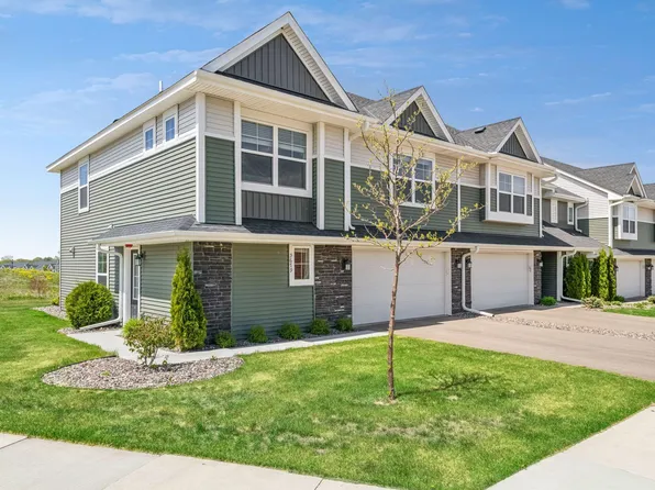 9679 Canter Ct, Victoria, MN 55386