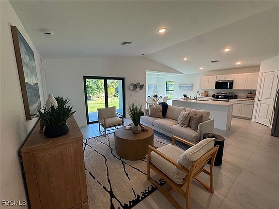 2nd image of 6008 Paula Ave N
