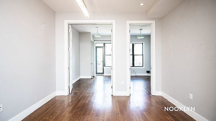 1st image of 190 Jefferson St #2B
