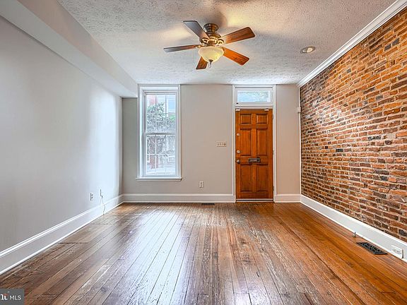 3rd image of 12 Poultney St