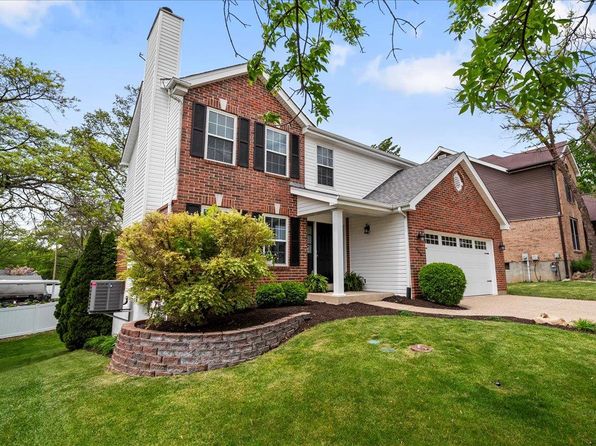 443 Clayheath Ct, Ballwin, MO 63011