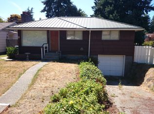 3525 SW Southern St, Seattle, WA 98126